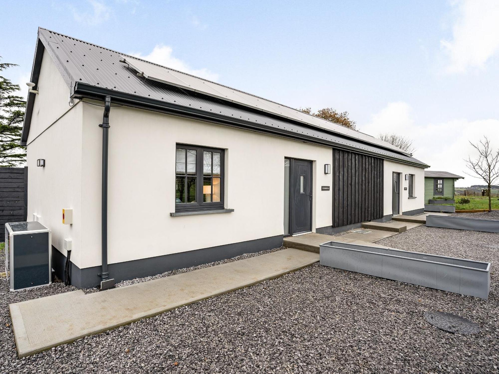 Cowshed 1 - Uk35456 Villa Whitland Exterior photo